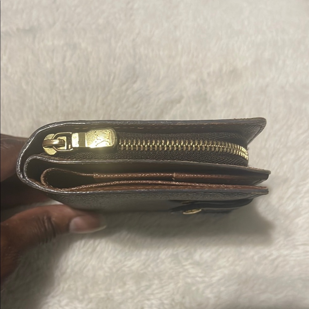 Authentic Louis Vuitton Monogram Compact Zip Bifold Wallet - Picture 4 of 14